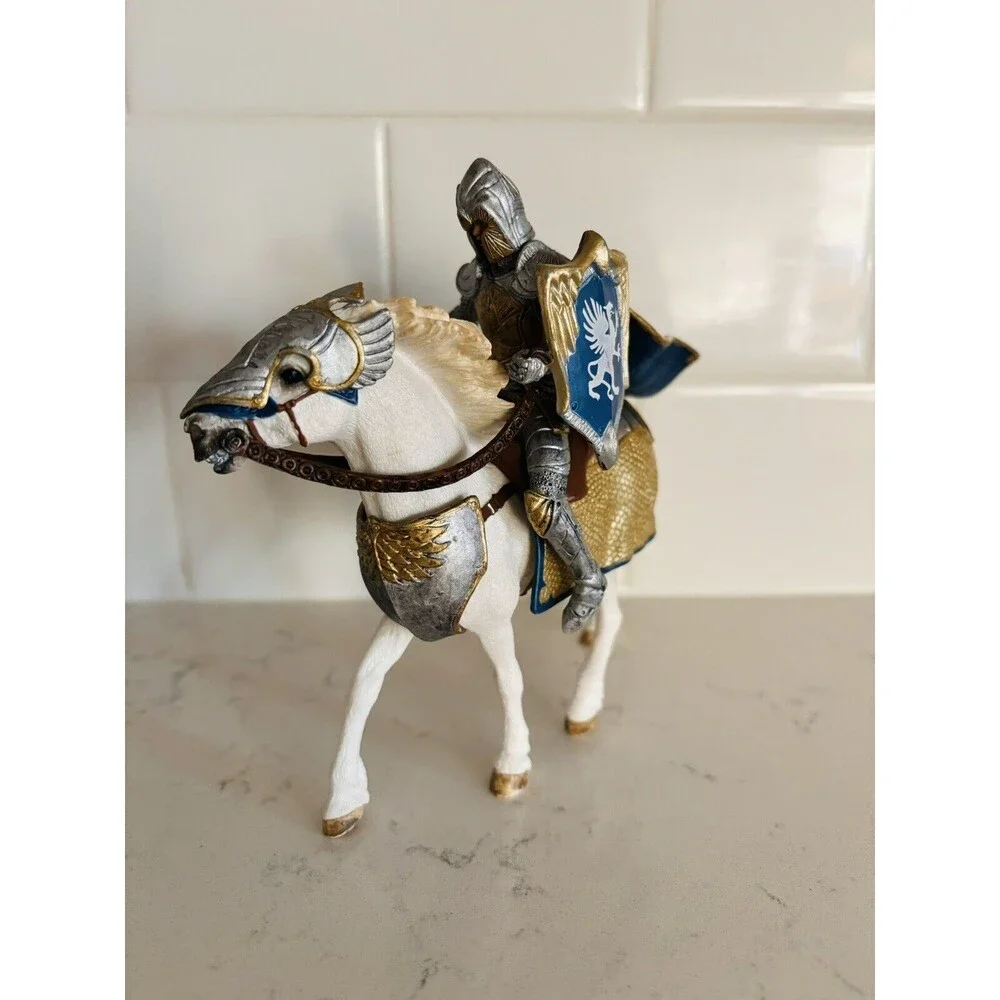 Schleich Griffin Knight Action Figure On White Horse Eldrador
